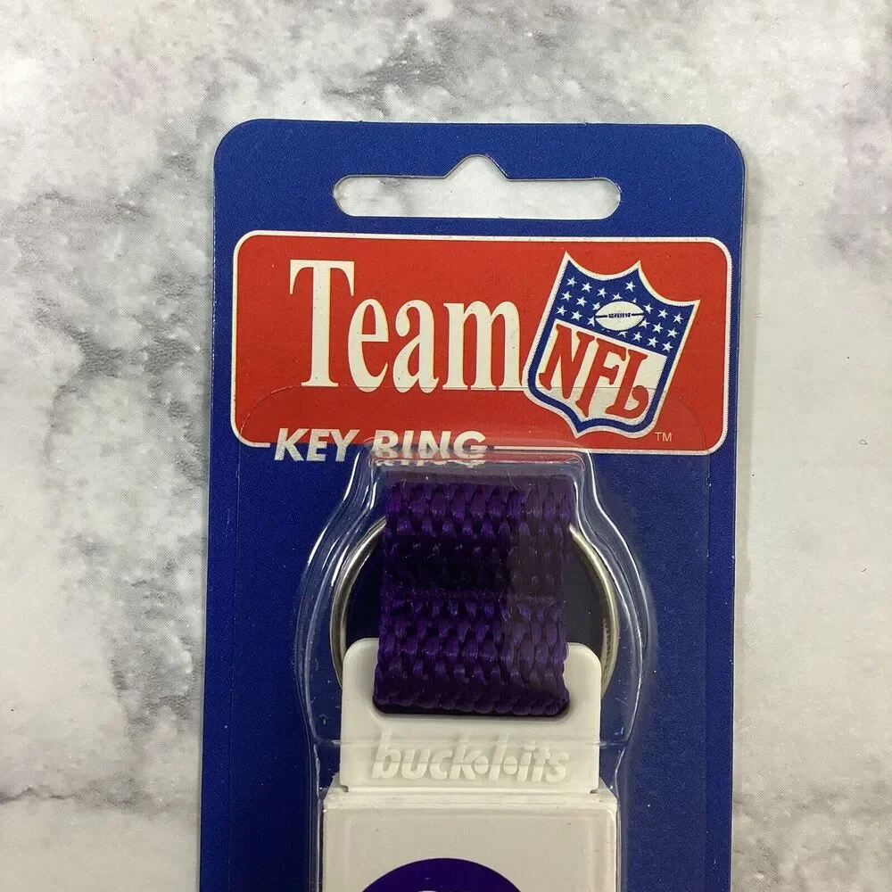 Minnesota Vikings Key Ring Push Button Quick Release Buckle New Team NFL